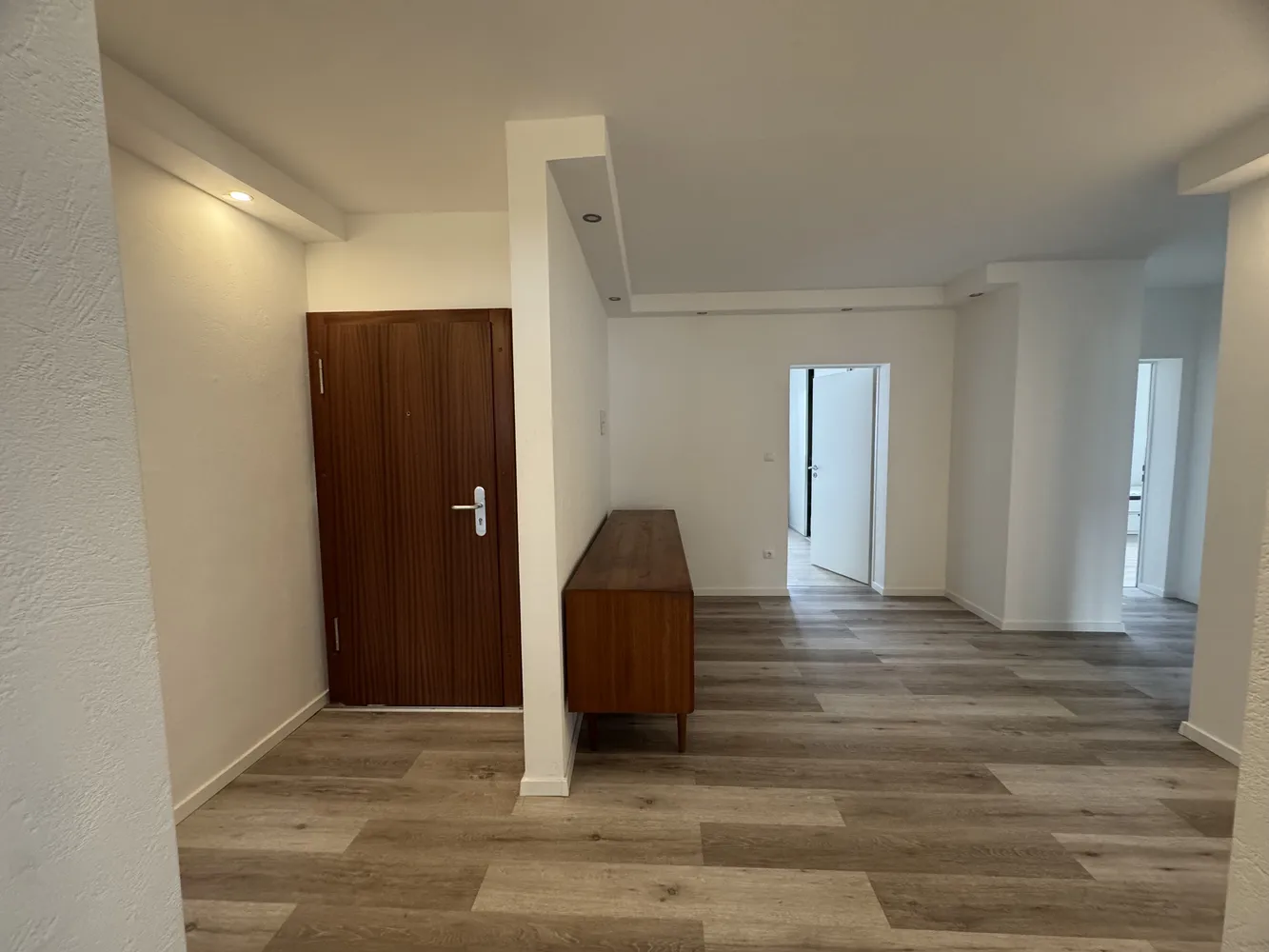 4 Zimmer Wohnung mit 110 m² in Frankfurt am Main – Bild 9