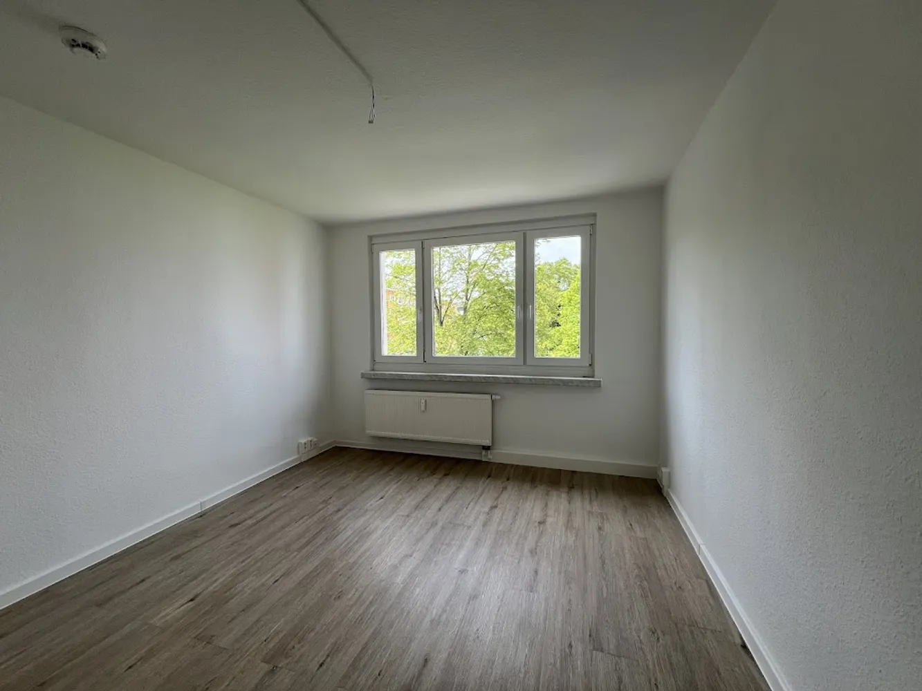 4 Zimmer Wohnung mit 72 m² in Chemnitz – Bild 2