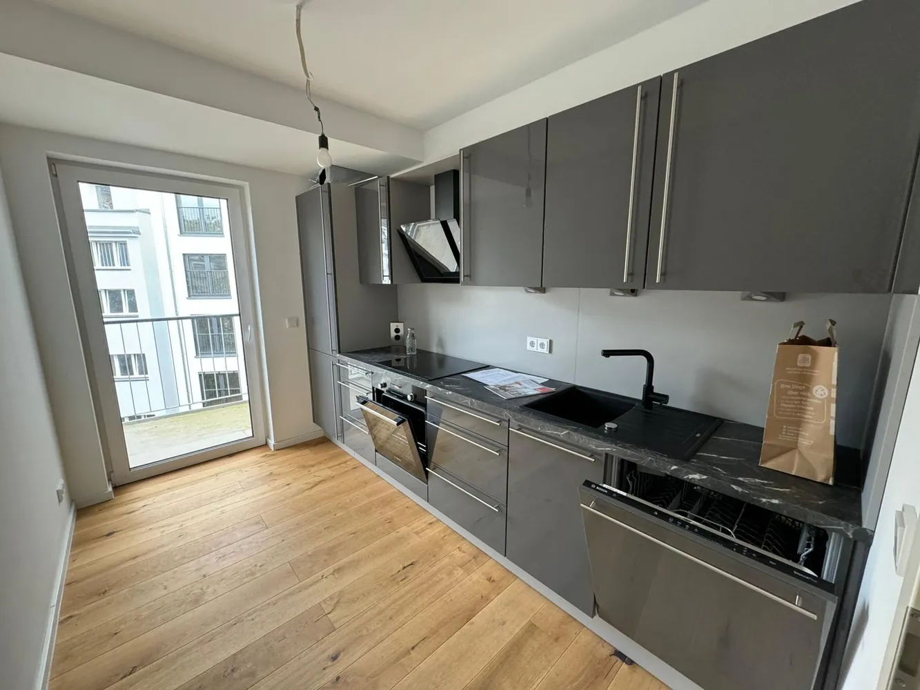 2 Zimmer Wohnung mit 59 m² in Köln – Bild 4