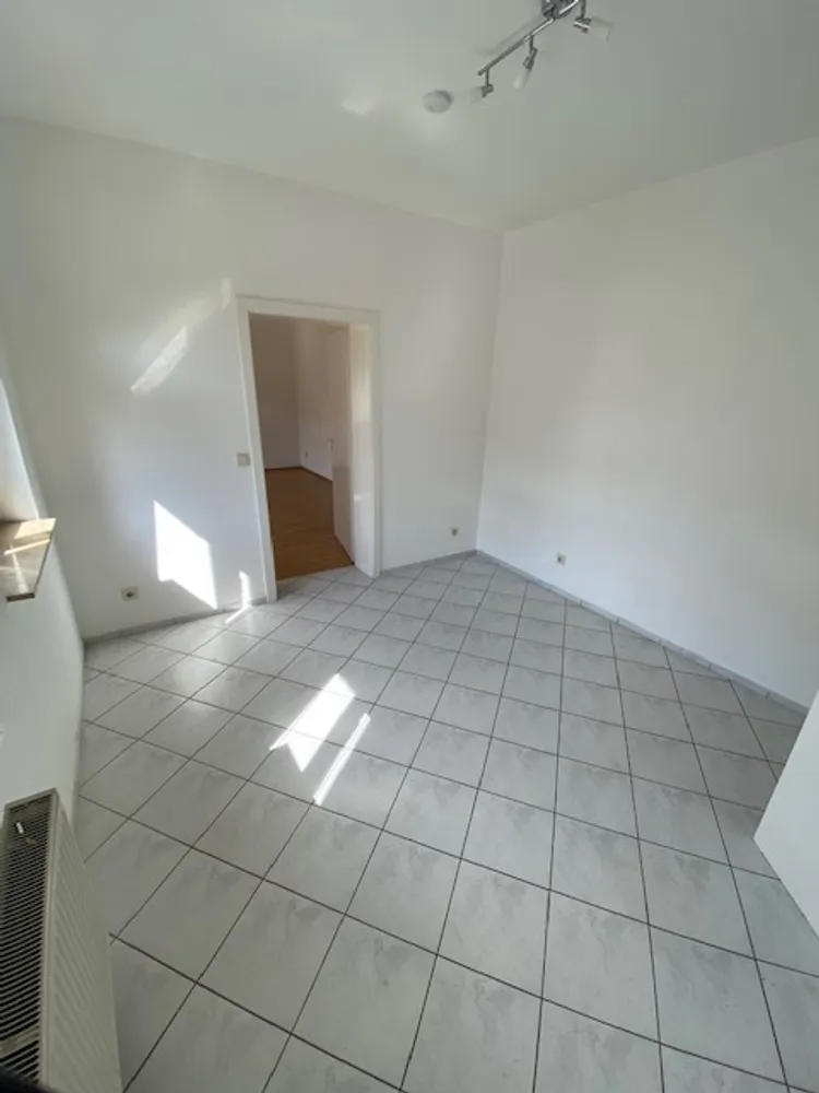 1 Zimmer Wohnung mit 37 m² in Weißenfels – Bild 9