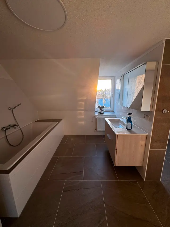 5 Zimmer Wohnung mit 130 m² in Aschersleben – Bild 4