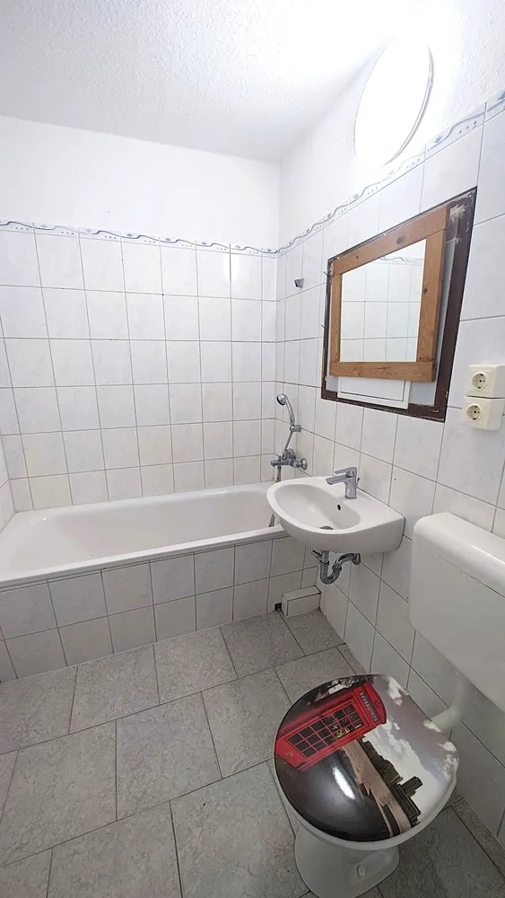 6 Zimmer Wohnung mit 111 m² in Halle (Saale) – Bild 8