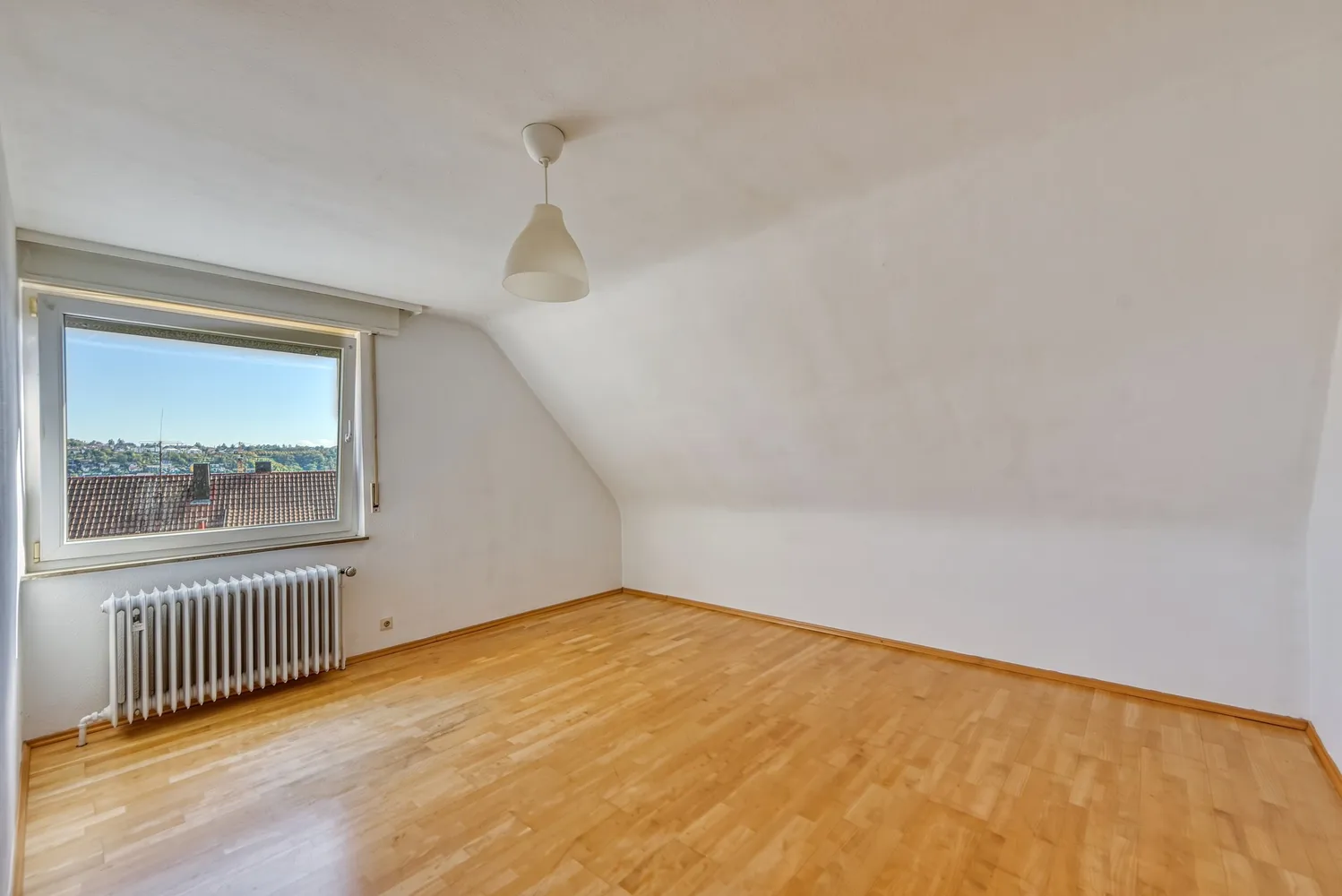 4 Zimmer Wohnung mit 99 m² in Stuttgart – Bild 4