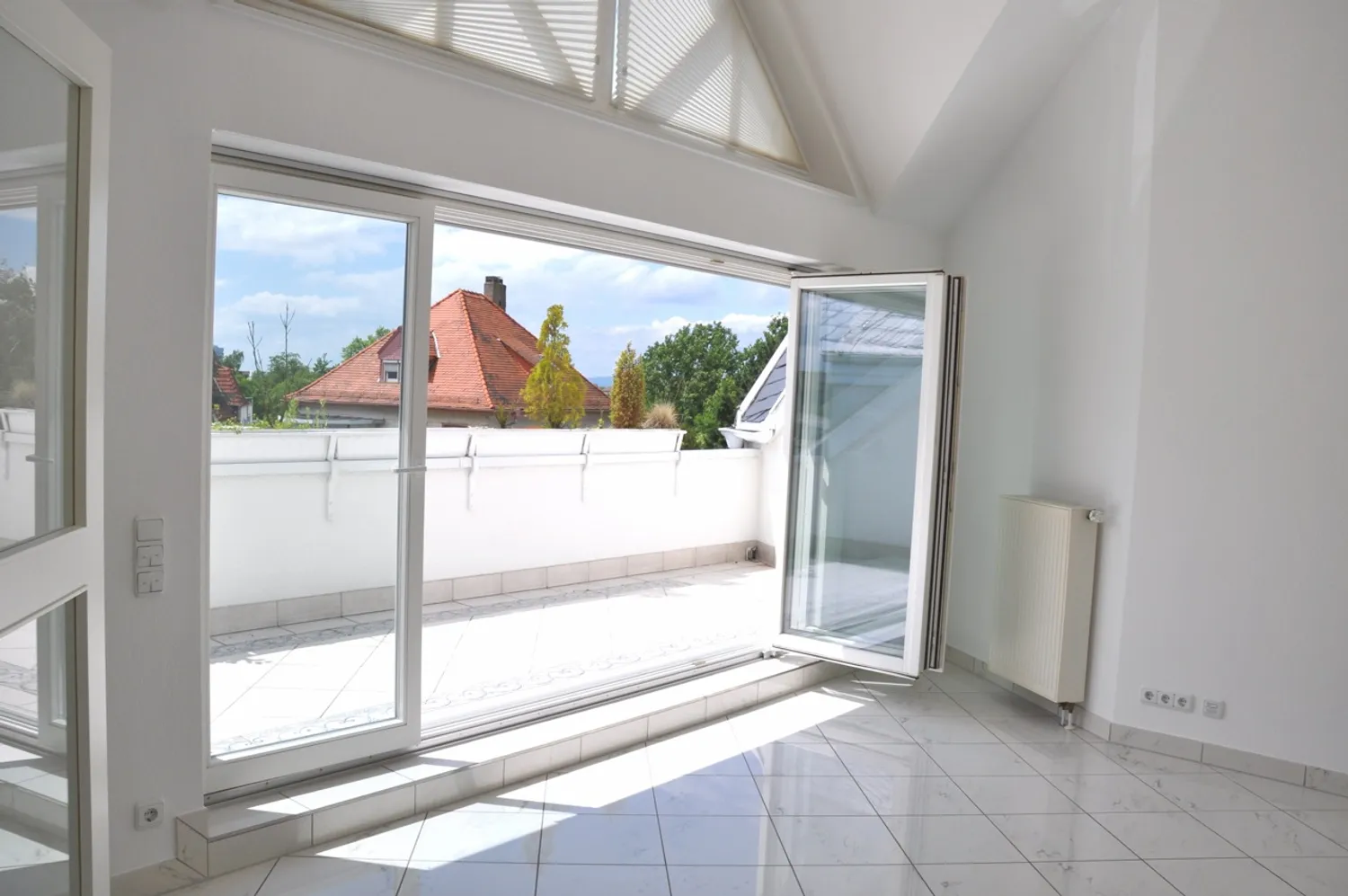 2 room apartment with 82 m² in Frankfurt am Main – Photo 6