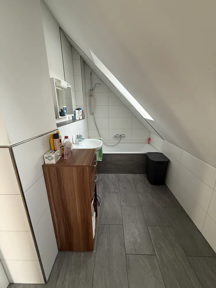1 Zimmer Wohnung mit 45 m² in Bergisch Gladbach – Bild 2