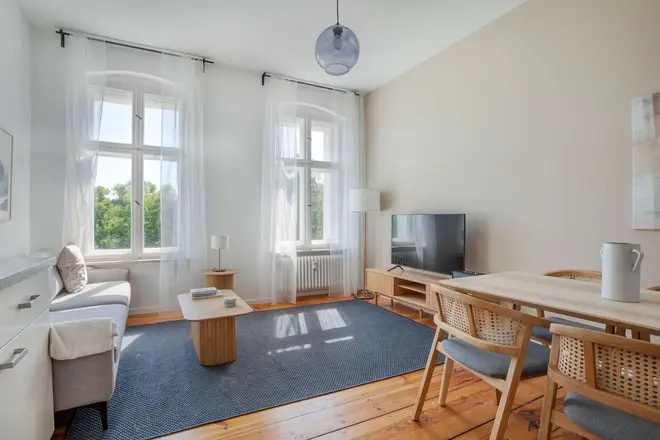 3 Zimmer Wohnung mit 115 m² in Berlin – Bild 2