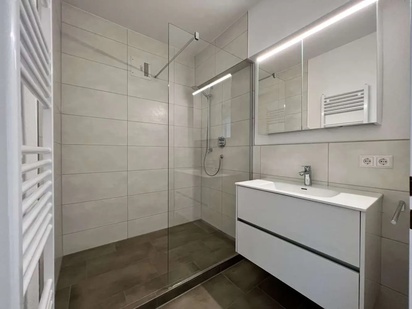 3 Zimmer Wohnung mit 77 m² in Stuttgart – Bild 11