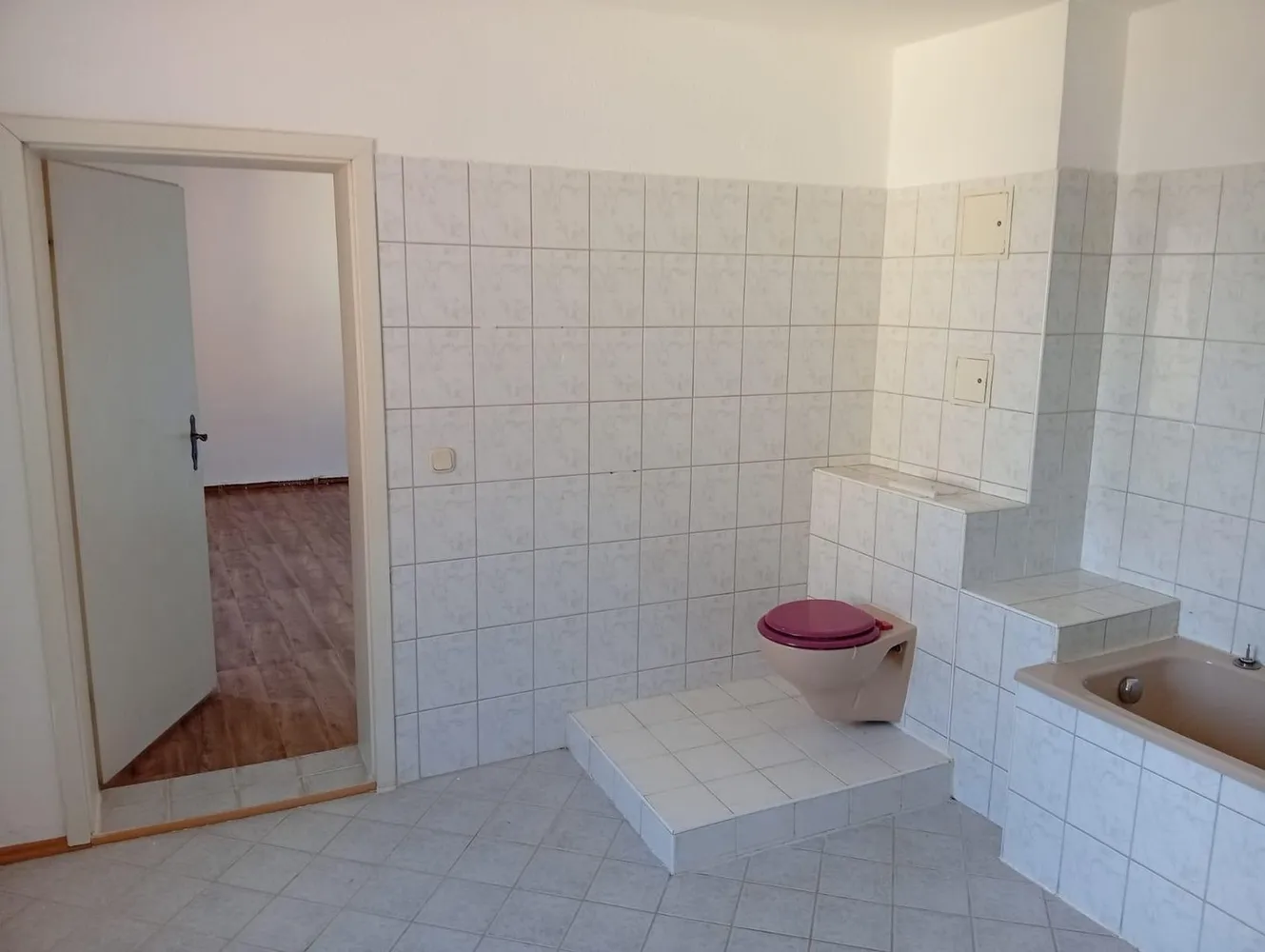 3 Zimmer Wohnung mit 70 m² in Merseburg – Bild 4