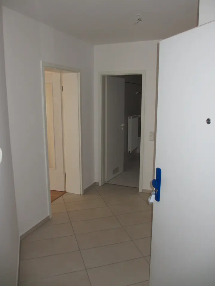2 Zimmer Wohnung mit 72 m² in Plauen – Bild 3
