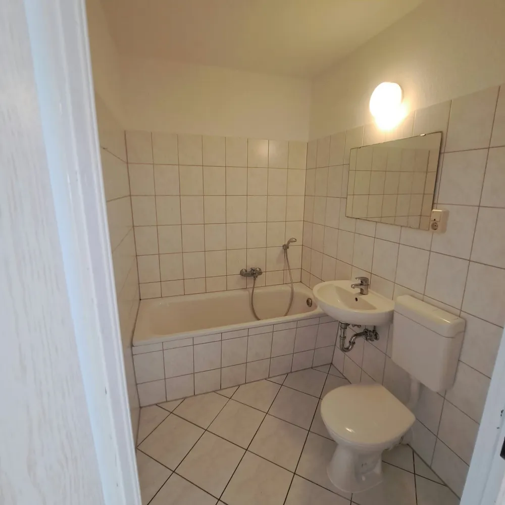 3 Zimmer Wohnung mit 55 m² in Halle (Saale) – Bild 1