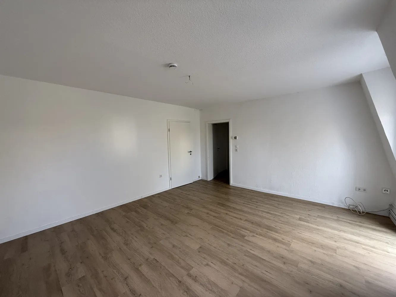 2 Zimmer Wohnung mit 76 m² in Essen – Bild 11