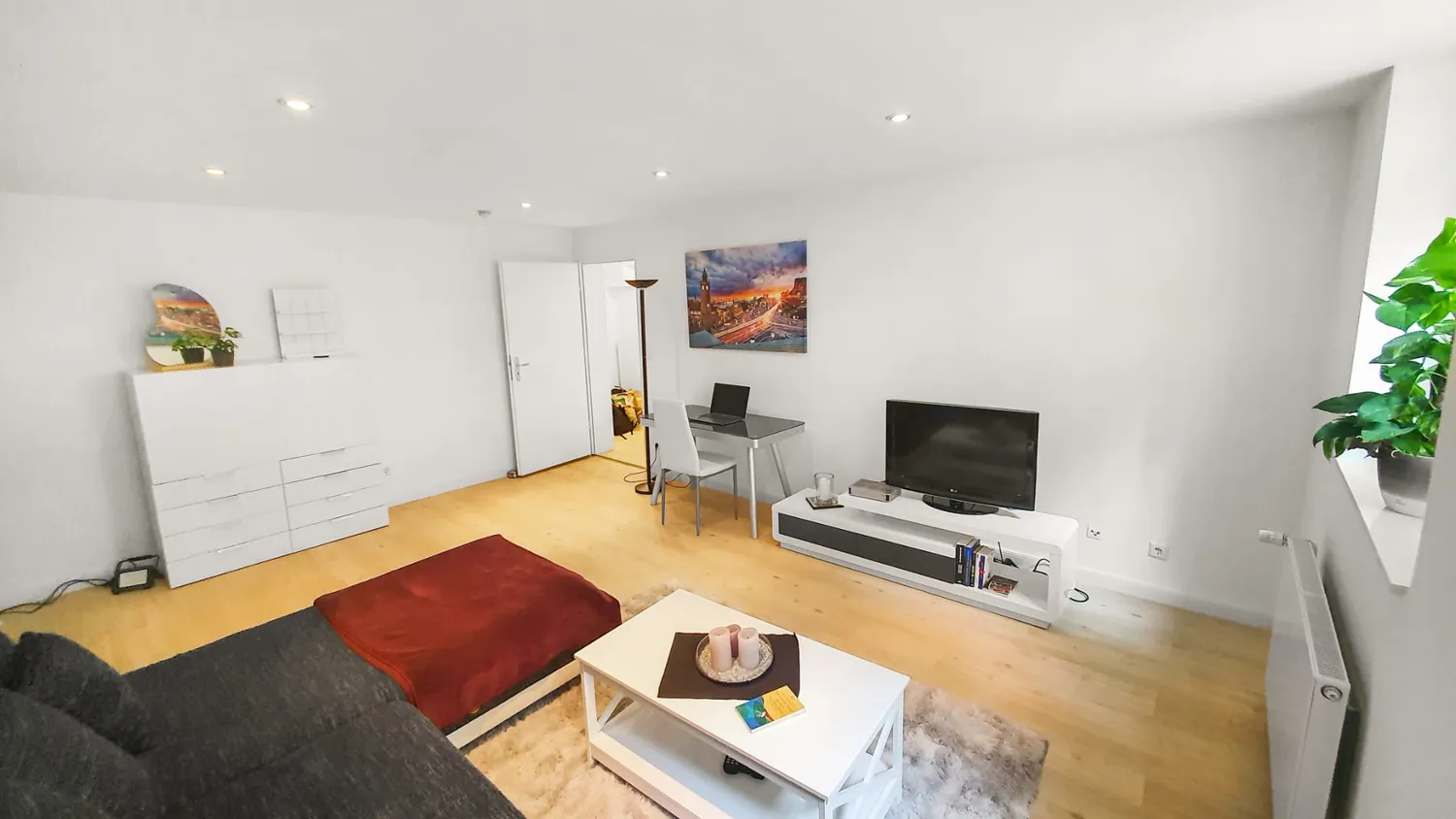 2 Zimmer Wohnung mit 65 m² in Hamburg – Bild 3