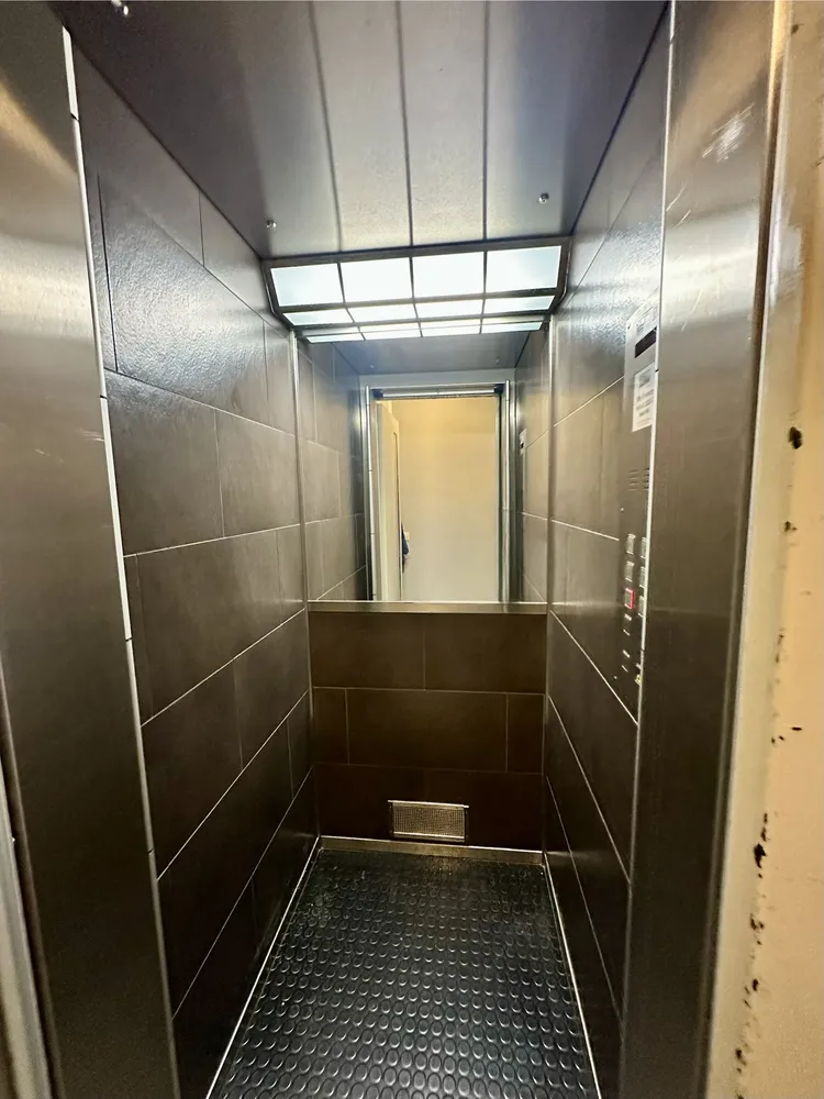 2 room apartment with 43 m² in Düsseldorf – Photo 8