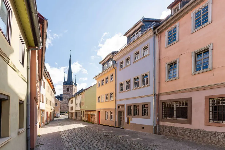 5 Zimmer Wohnung mit 111 m² in Rudolstadt – Bild 2