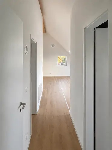 2 Zimmer Wohnung mit 71 m² in München – Bild 2