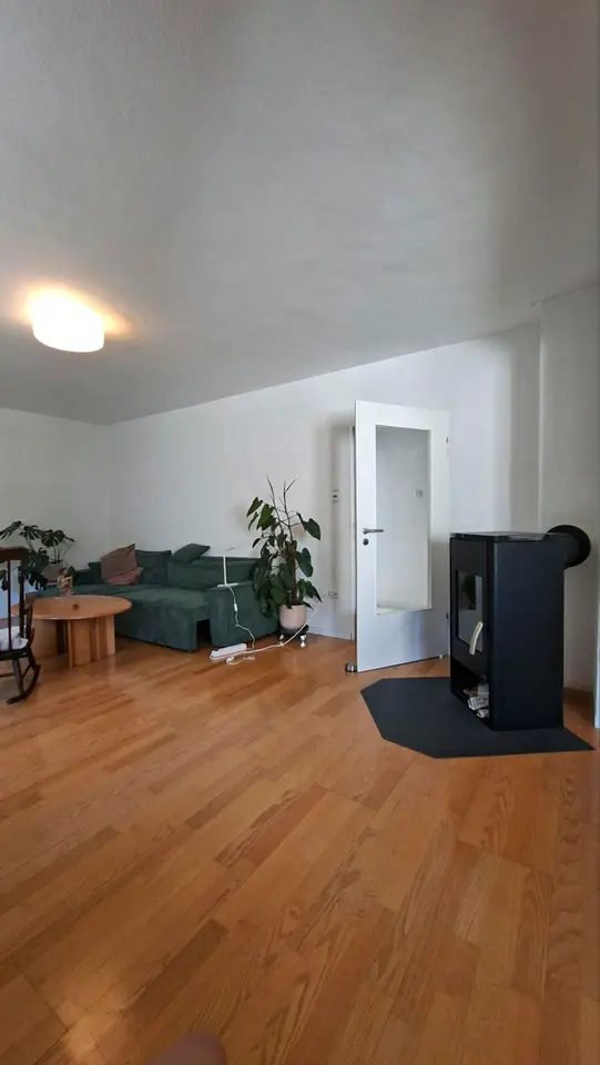 18 Zimmer Wohnung mit 100 m² in Marburg – Bild 2
