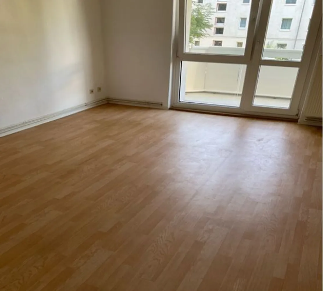 3 Zimmer Wohnung mit 58 m² in Halle (Saale) – Bild 1