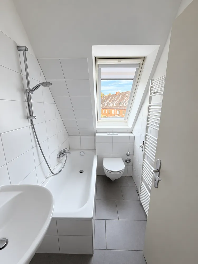 3 Zimmer Wohnung mit 59 m² in Lübeck – Bild 2