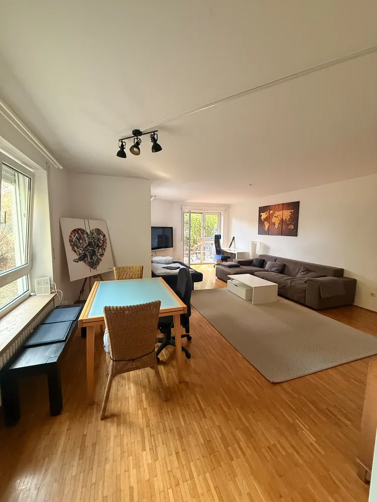 2 Zimmer Wohnung mit 75 m² in München – Bild 2