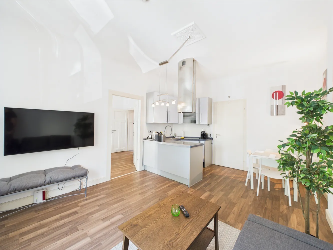 2 Zimmer Wohnung mit 60 m² in Wiesbaden – Bild 8