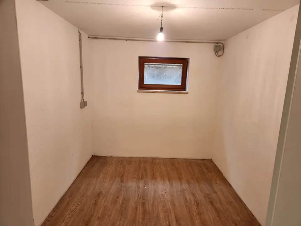 5 Zimmer Wohnung mit 185 m² in Suhl – Bild 10