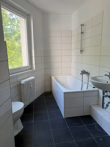 4 Zimmer Wohnung mit 105 m² in Kiel – Bild 3