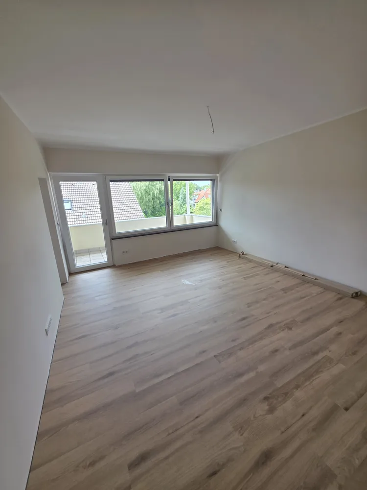 4 Zimmer Wohnung mit 96 m² in Bergisch Gladbach – Bild 8