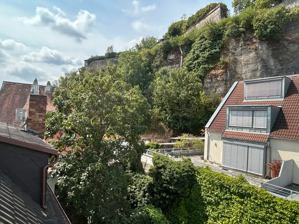 4 Zimmer Wohnung mit 100 m² in Würzburg – Bild 8