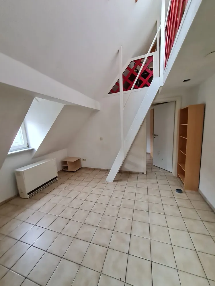 2 Zimmer Wohnung mit 38 m² in Karlsruhe – Bild 2