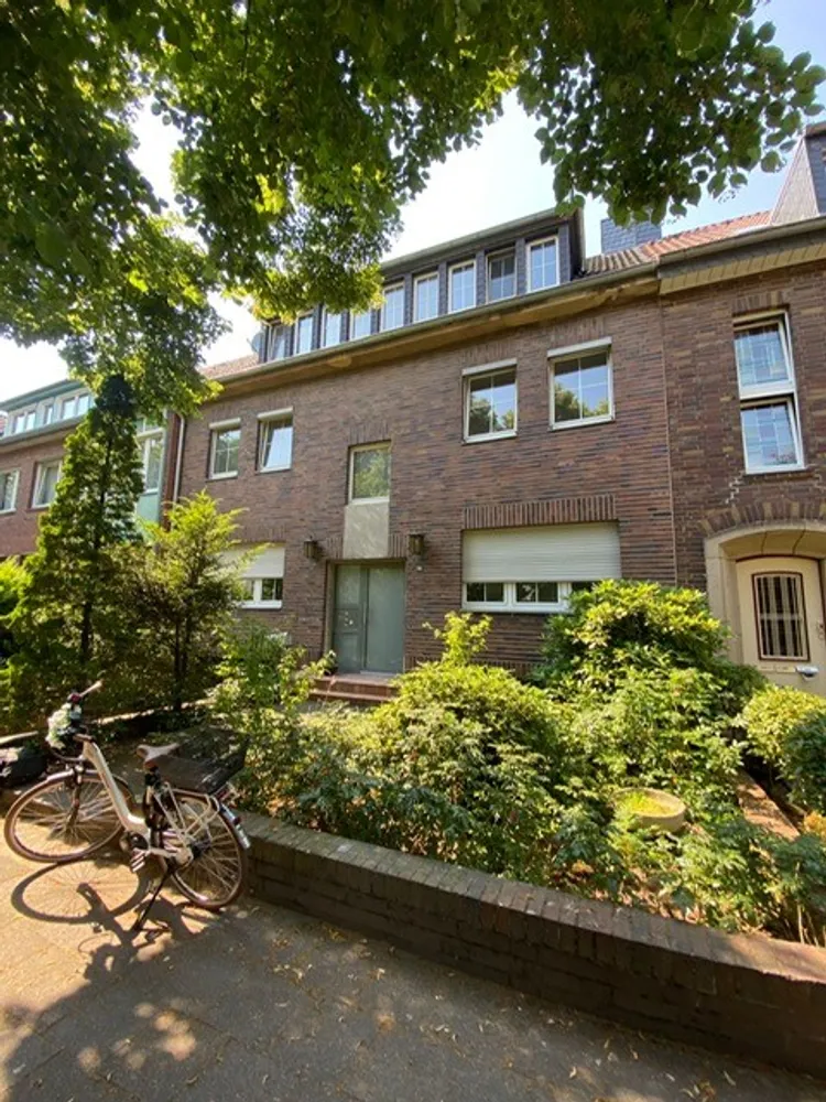 3 Zimmer Wohnung mit 107 m² in Neuss – Bild 1