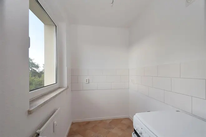 2 Zimmer Wohnung mit 42 m² in Halle (Saale) – Bild 4