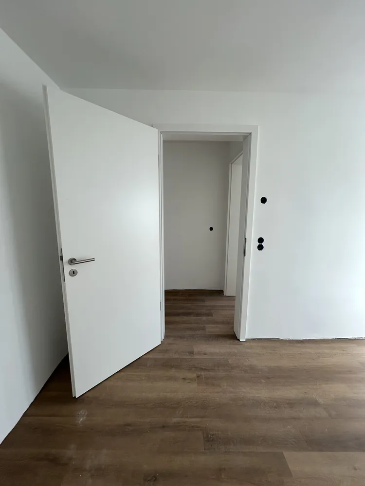 2 Zimmer Wohnung mit 77 m² in Lohmar – Bild 2