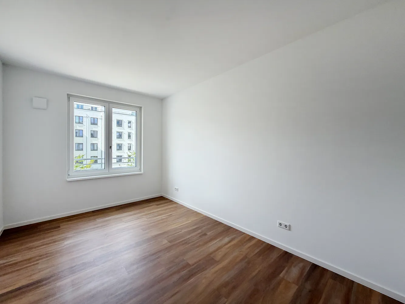 2 Zimmer Wohnung mit 60 m² in Berlin – Bild 4