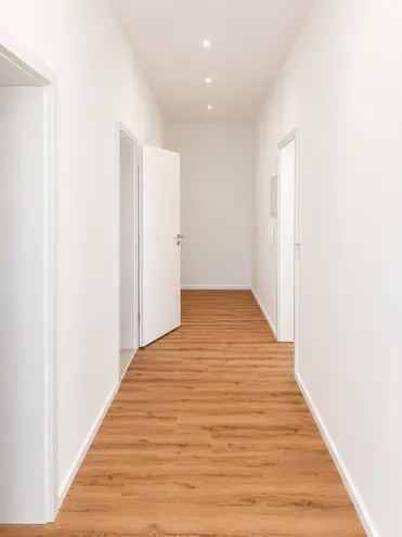 4 Zimmer Wohnung mit 93 m² in Halle (Saale) – Bild 2