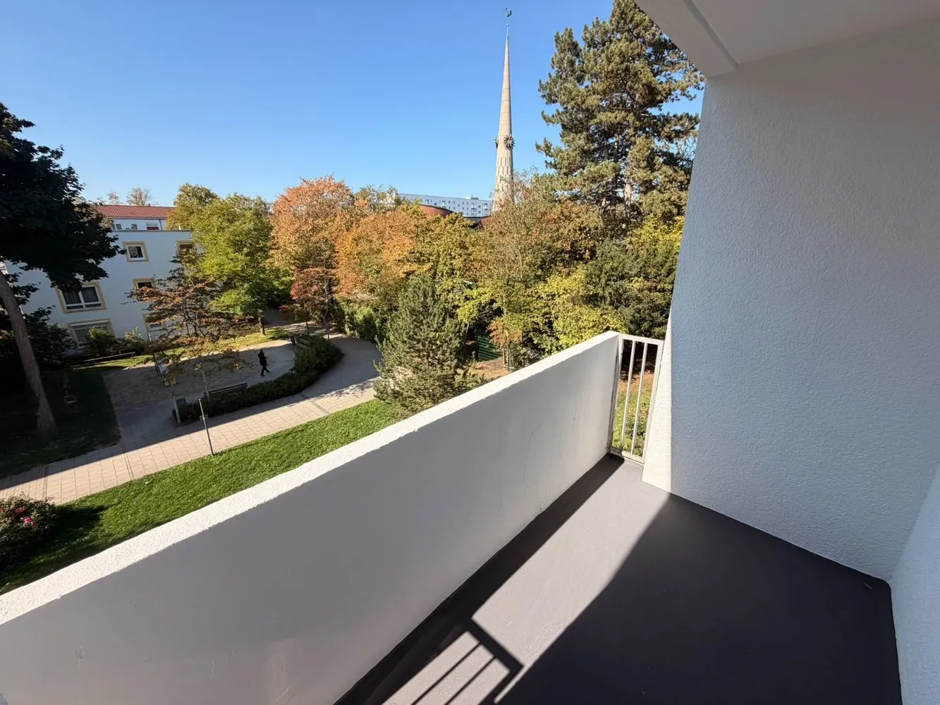 5 Zimmer Wohnung mit 100 m² in München – Bild 1