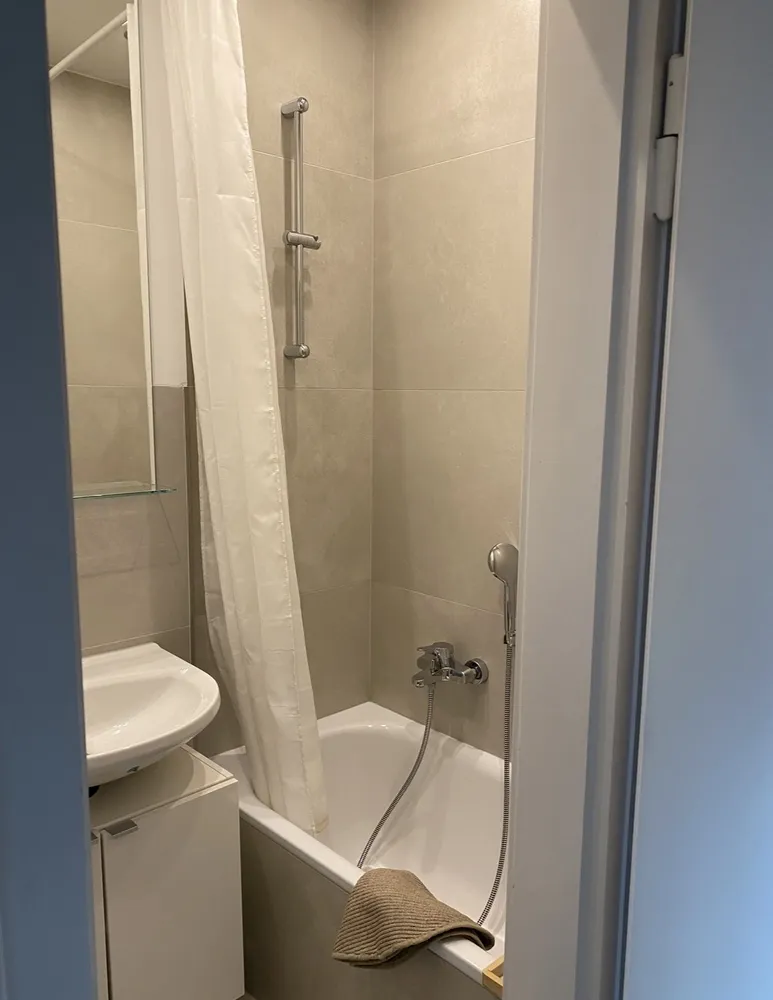1 Zimmer Wohnung mit 36 m² in Köln – Bild 7
