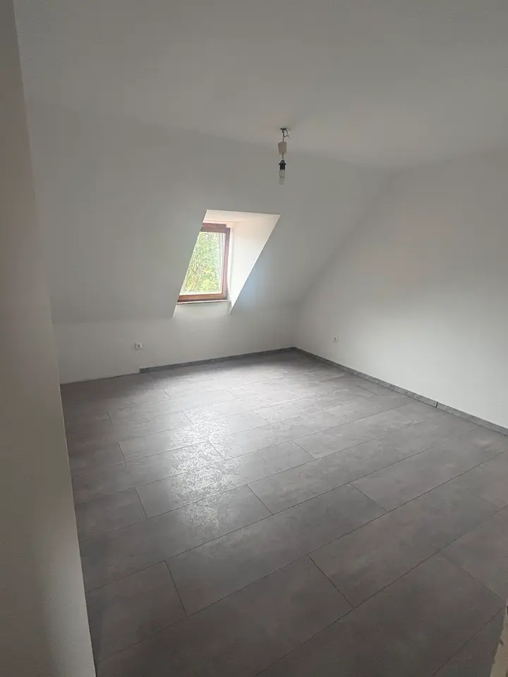 5 Zimmer Wohnung mit 100 m² in Moers – Bild 3