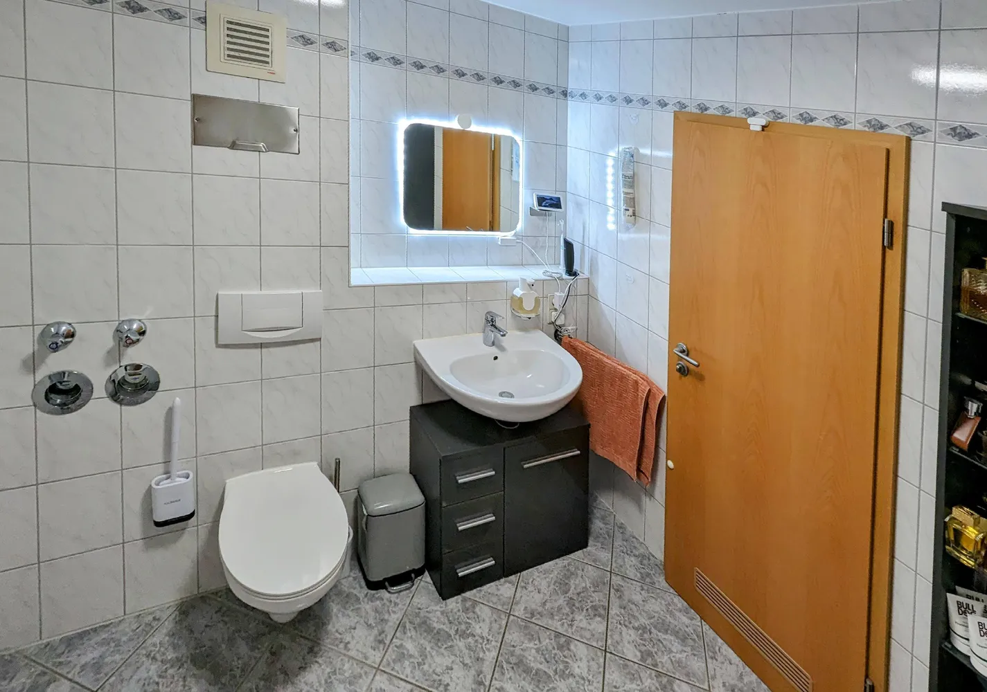 2 Zimmer Wohnung mit 65 m² in Karlsruhe – Bild 5