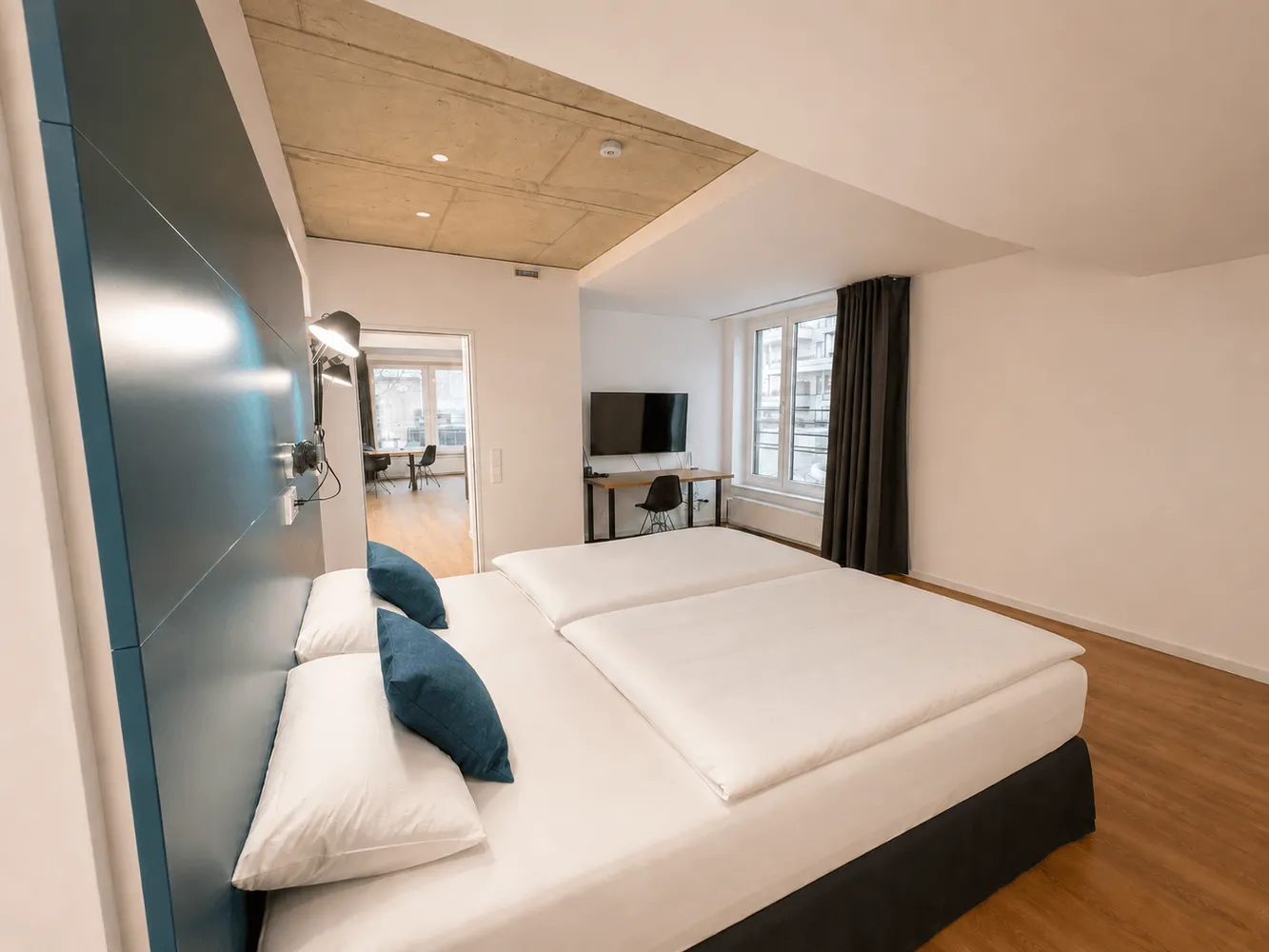 2 Zimmer Wohnung mit 80 m² in Düsseldorf – Bild 1