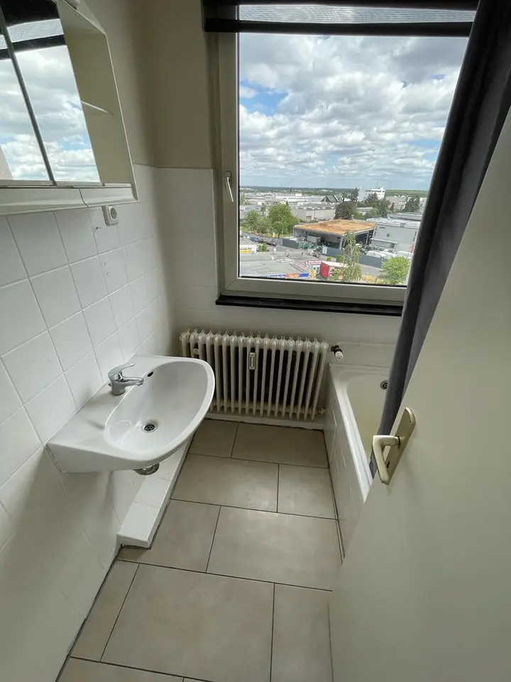 Shared room with 29 m² in Dietzenbach – Photo 4
