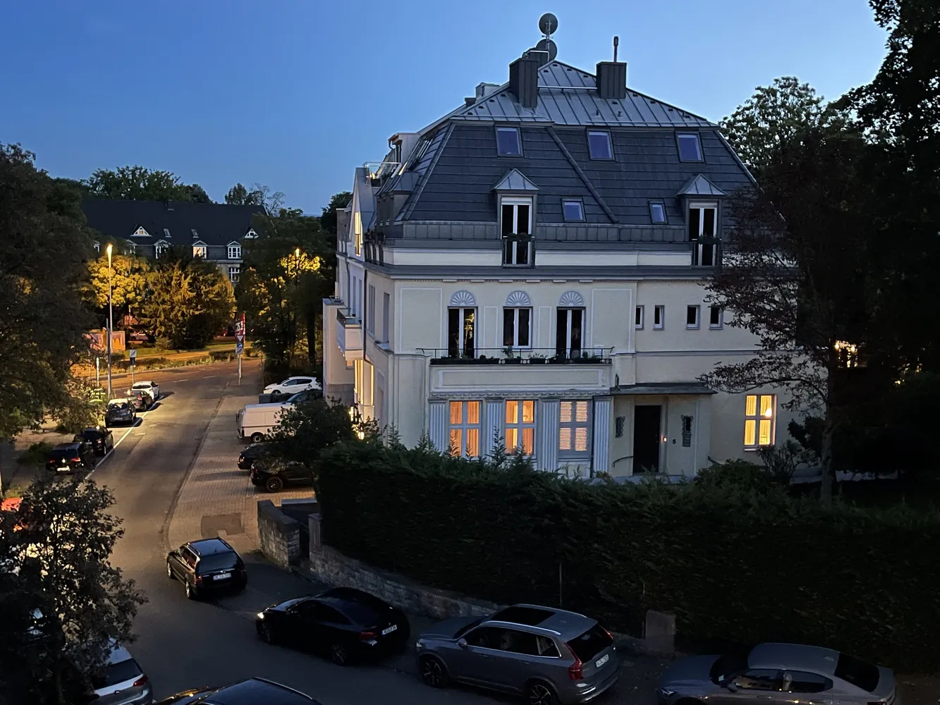 2 Zimmer Wohnung mit 123 m² in Aachen – Bild 1