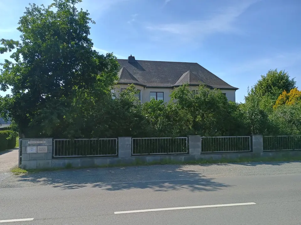 6 Zimmer Wohnung mit 227 m² in Potsdam – Bild 2