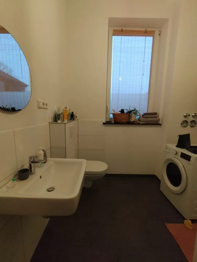 2 Zimmer Wohnung mit 65 m² in Krefeld – Bild 2