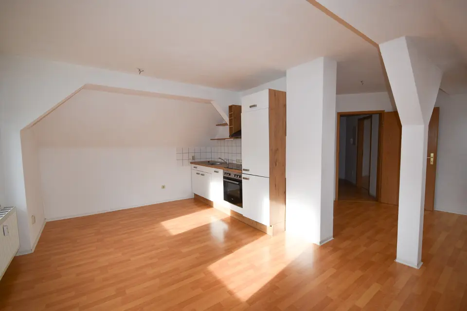 2 Zimmer Wohnung mit 70 m² in Zwickau – Bild 3