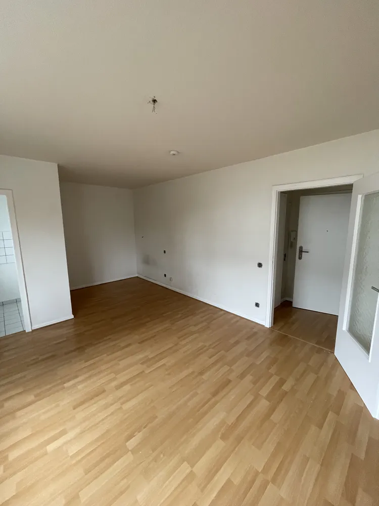 1 room apartment with 29 m² in Düsseldorf – Photo 3