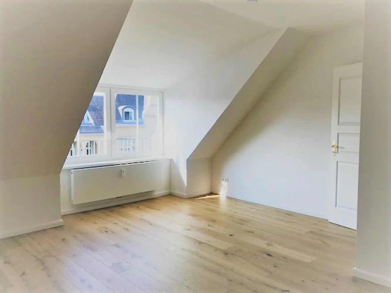 3 Zimmer Wohnung mit 91 m² in Berlin – Bild 2