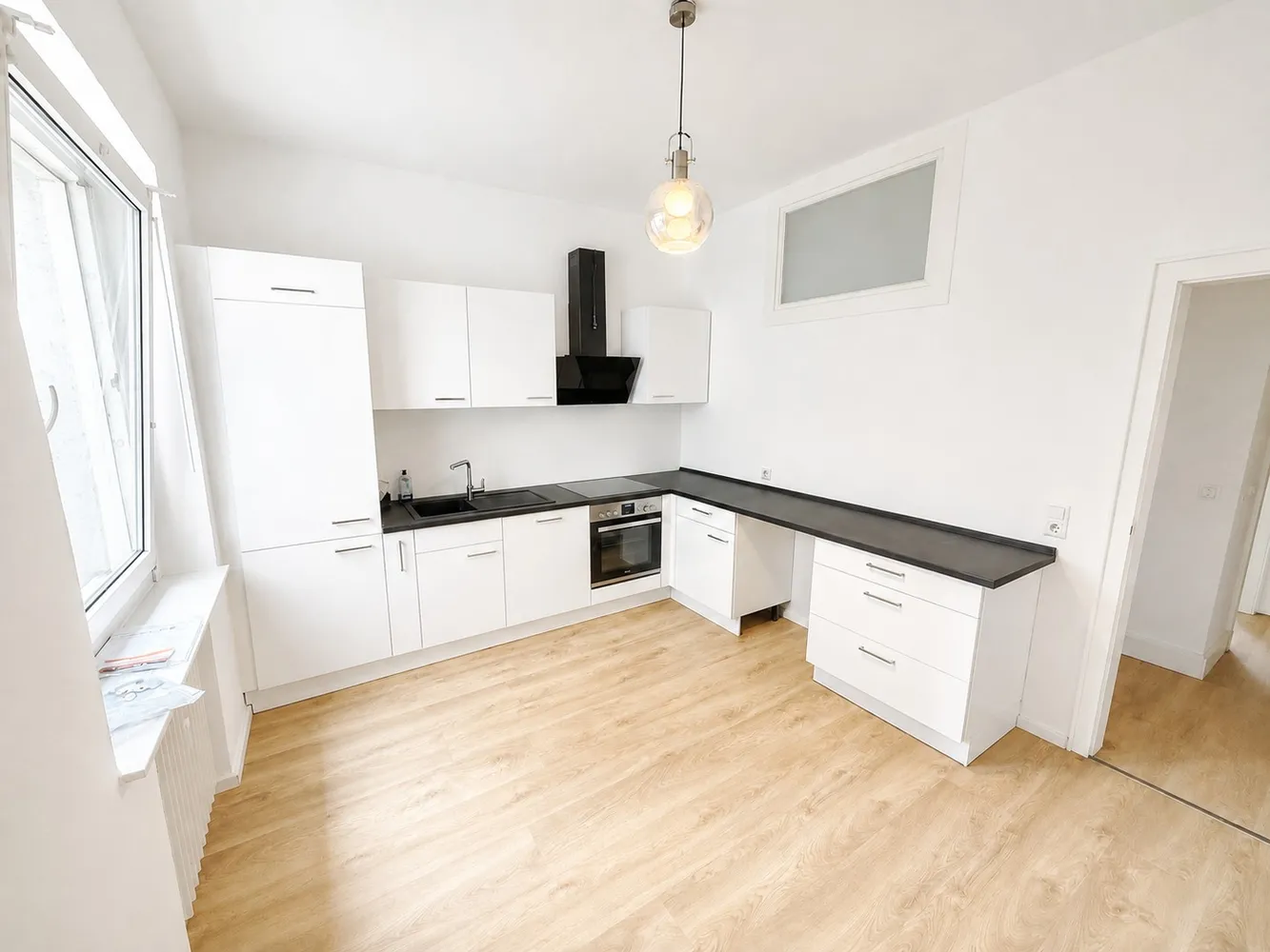 3 Zimmer Wohnung mit 99 m² in Düsseldorf – Bild 4