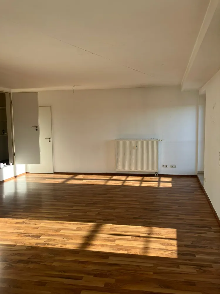 2 Zimmer Wohnung mit 82 m² in Moers – Bild 1