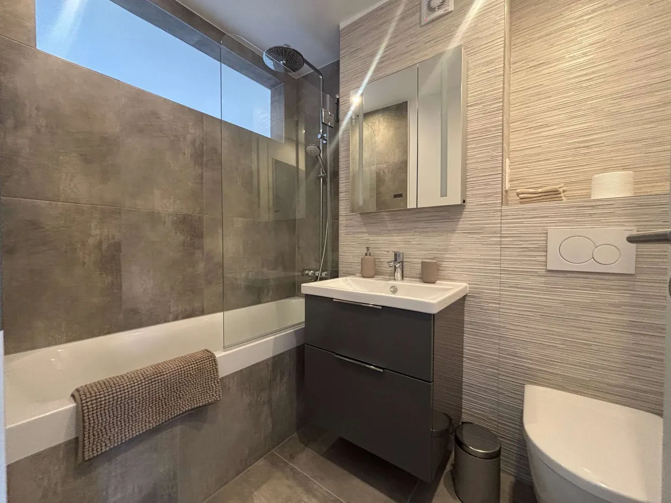 3 room apartment with 85 m² in Cologne – Photo 3