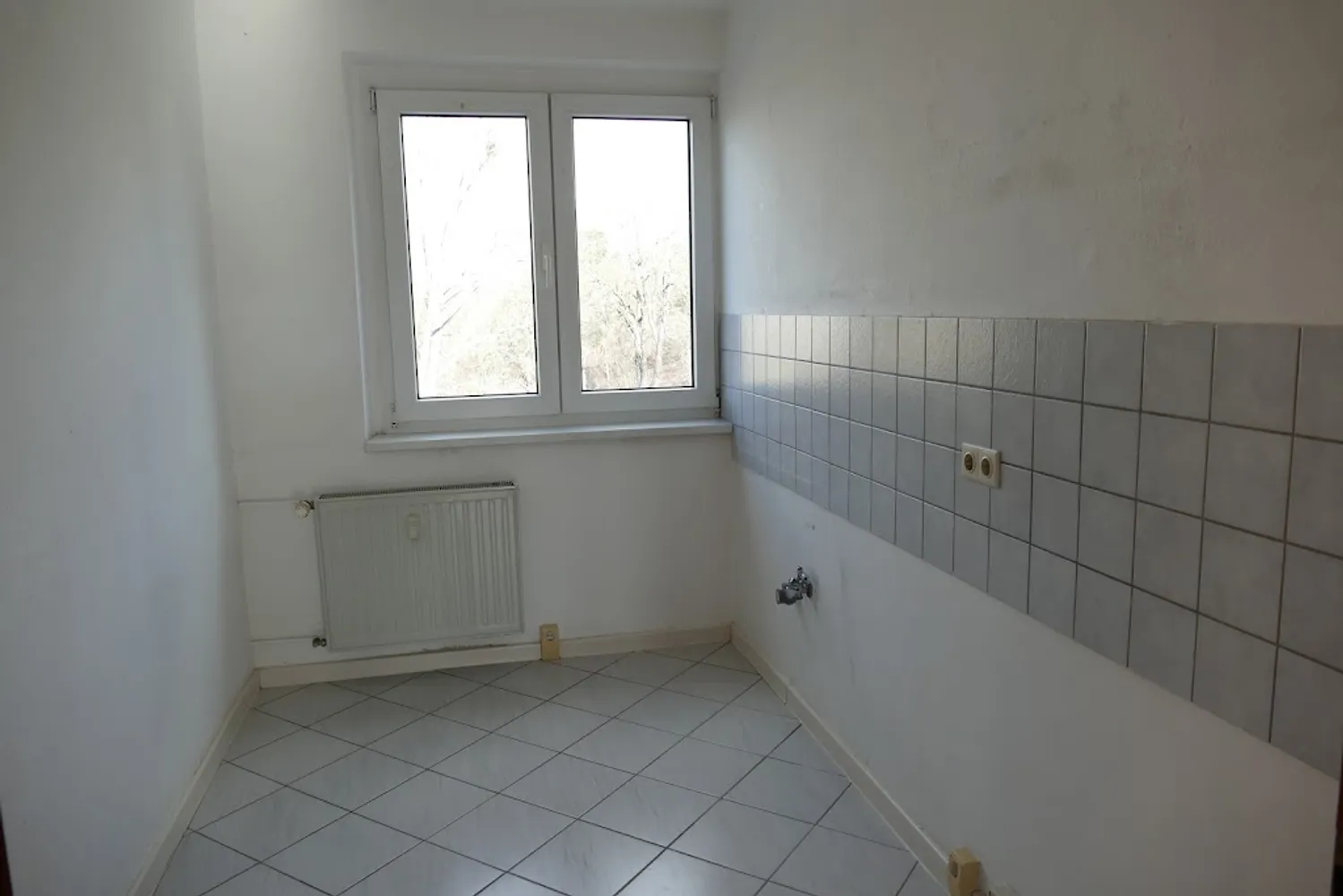 3 Zimmer Wohnung mit 68 m² in Naumburg (Saale) – Bild 2